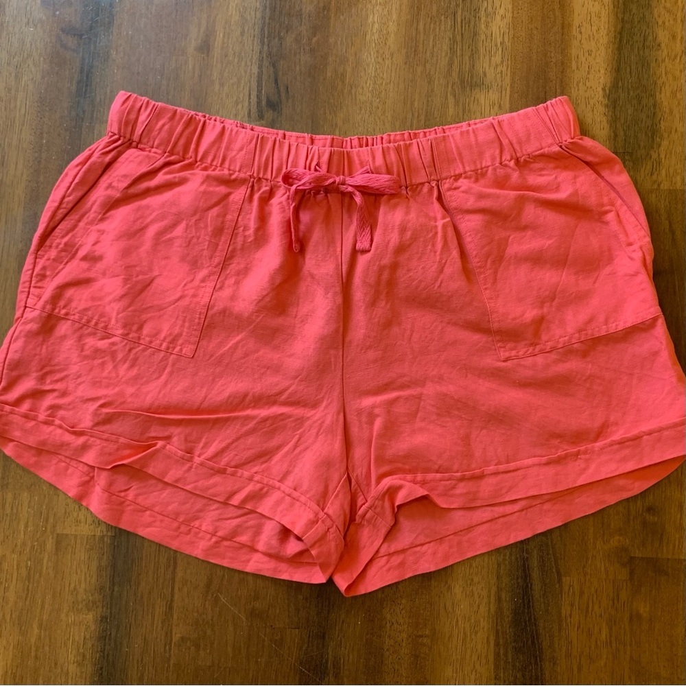 crown & ivy Coral High-Waist Women’s Shorts